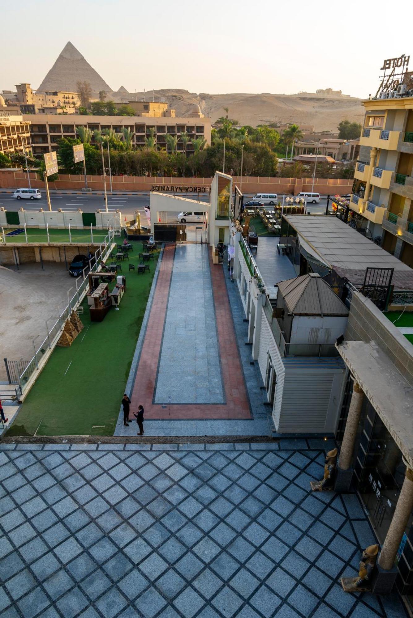 Regency Pyramids Hotel El El Cairo Exterior foto